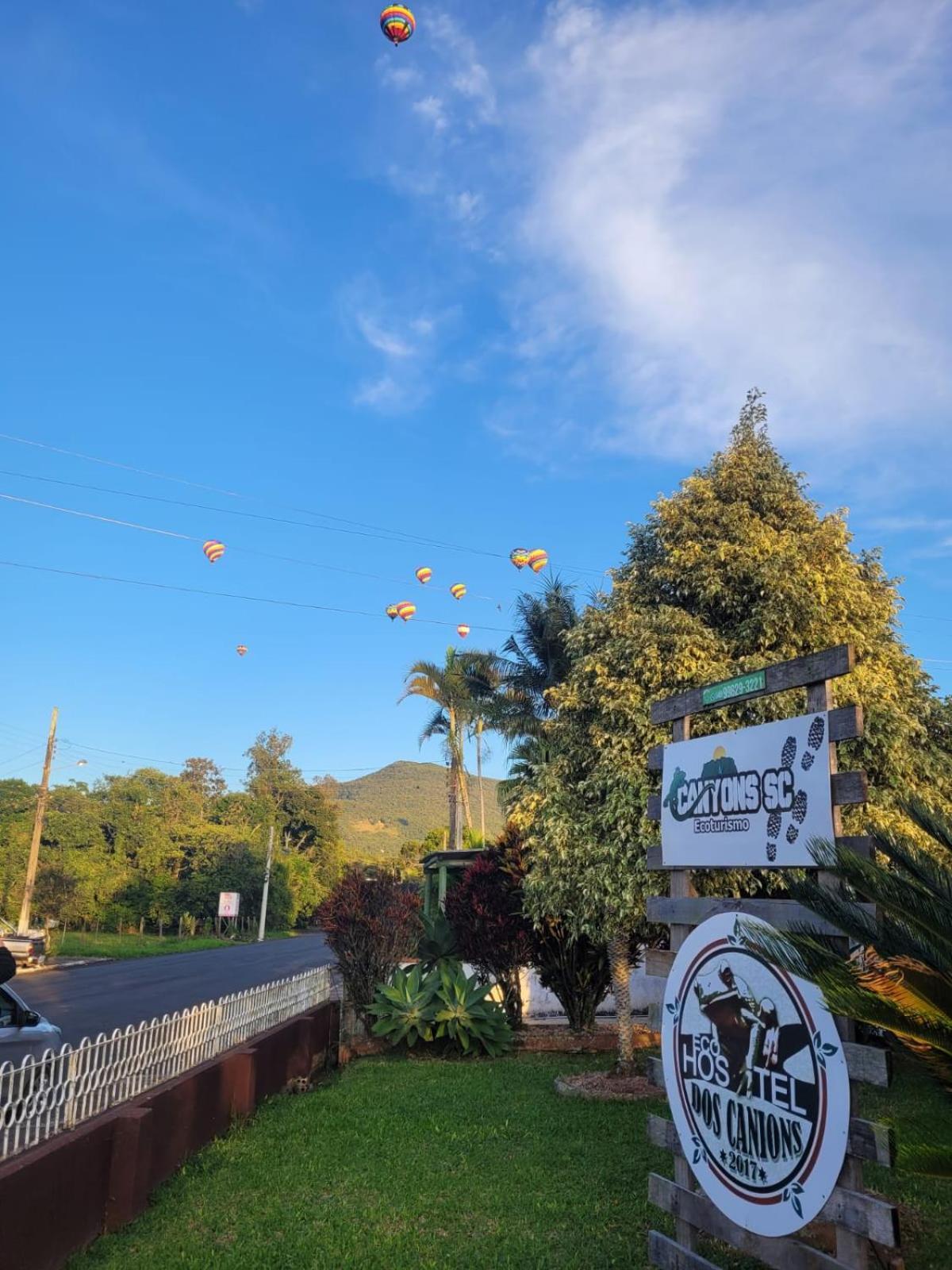 Ecohostel Dos Canyons Santa Catarina Прая-Гранди Экстерьер фото